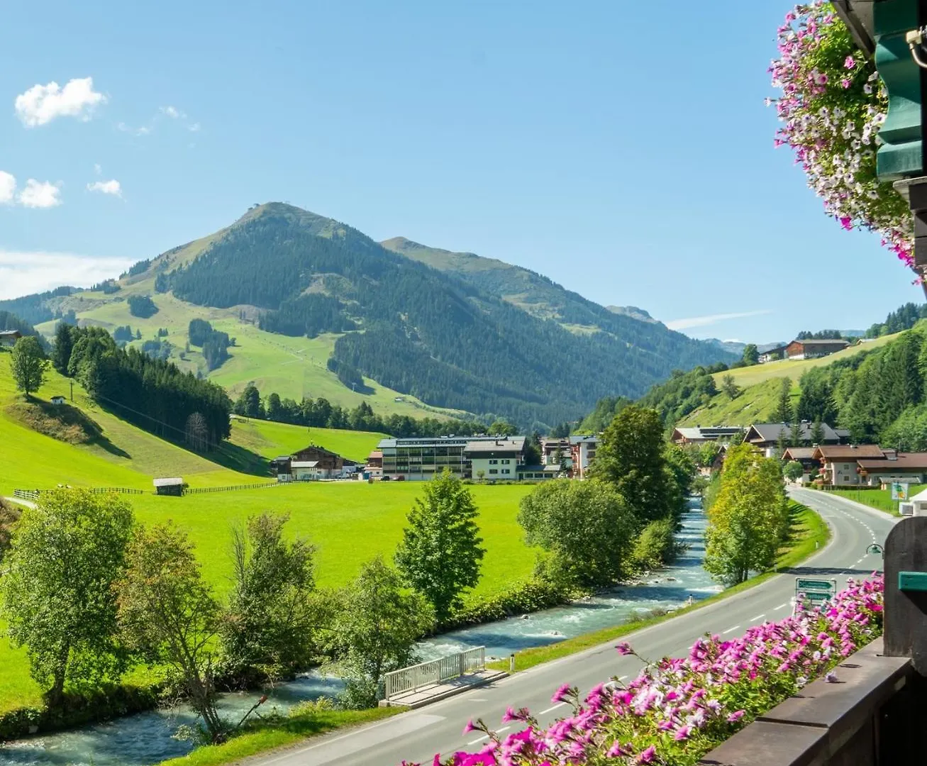 Отель Villa Austria Saalbach
